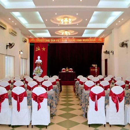 Vuong Hoan Hotel Vinh Bagian luar foto